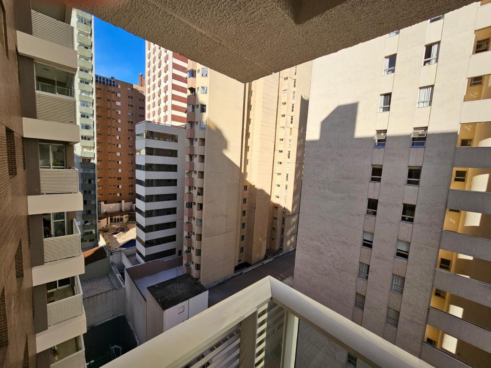 Clube 2 Quartos Com E Garagem Curitiba